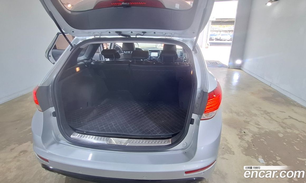 Hyundai i40 фото 8