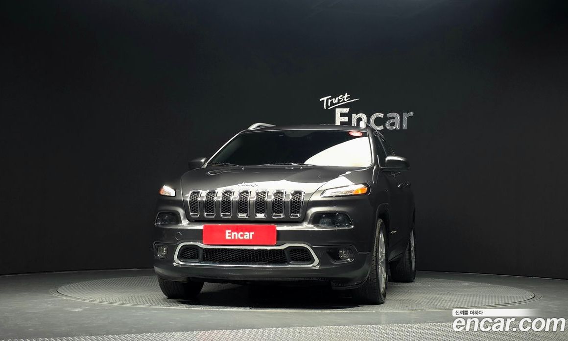 Jeep Cherokee (KL) фото 3