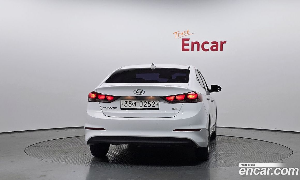 Hyundai Avante (AD) 6th Gen фото 4