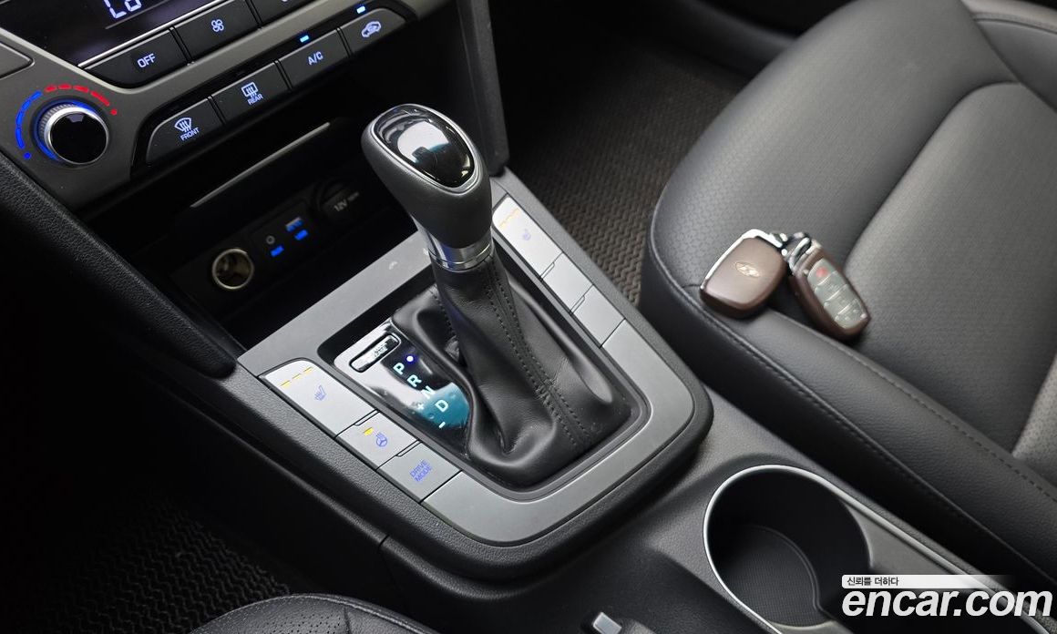 Hyundai Avante (AD) 6th Gen фото 9