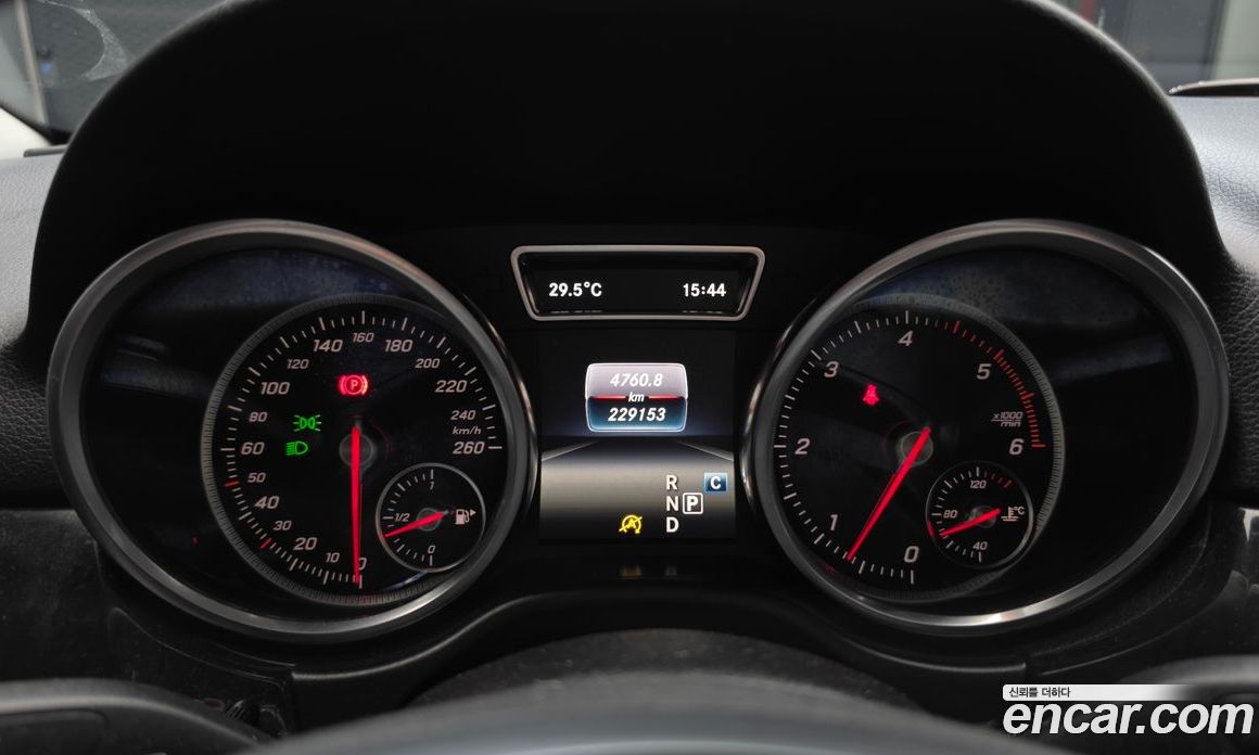 Mercedes-Benz GLE-Class W166 фото 8