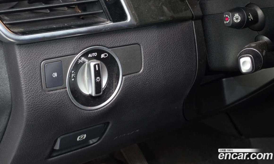 Mercedes-Benz GLE-Class W166 фото 15