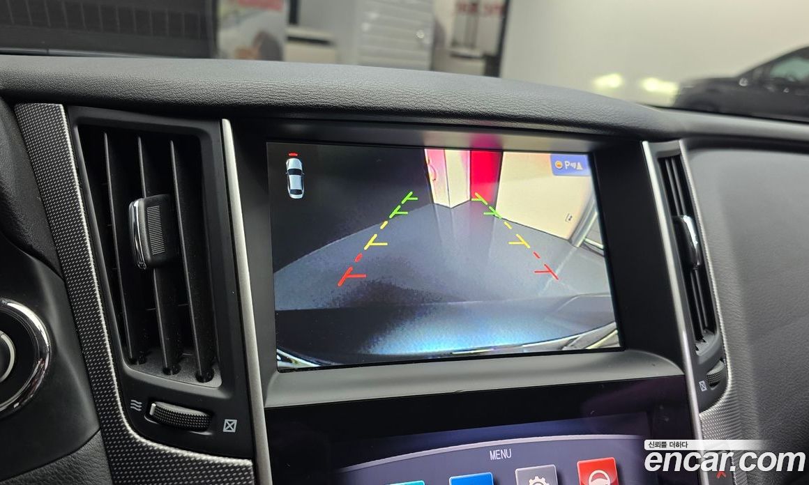 Infiniti Q50 фото 16