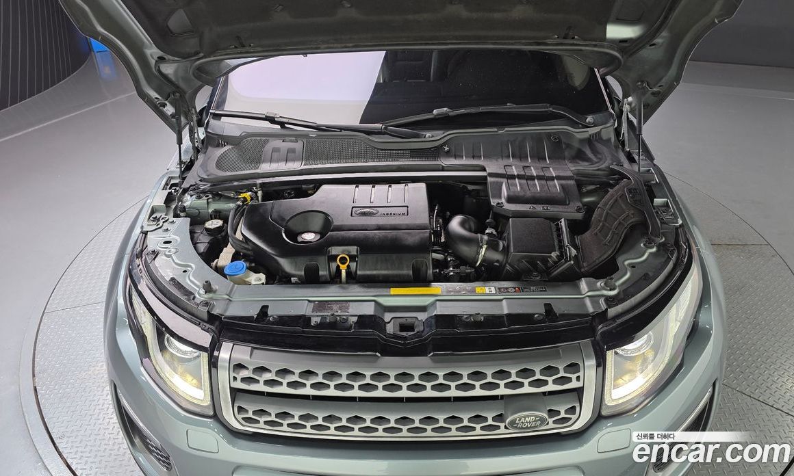 Land Rover Range Rover Evoque фото 6