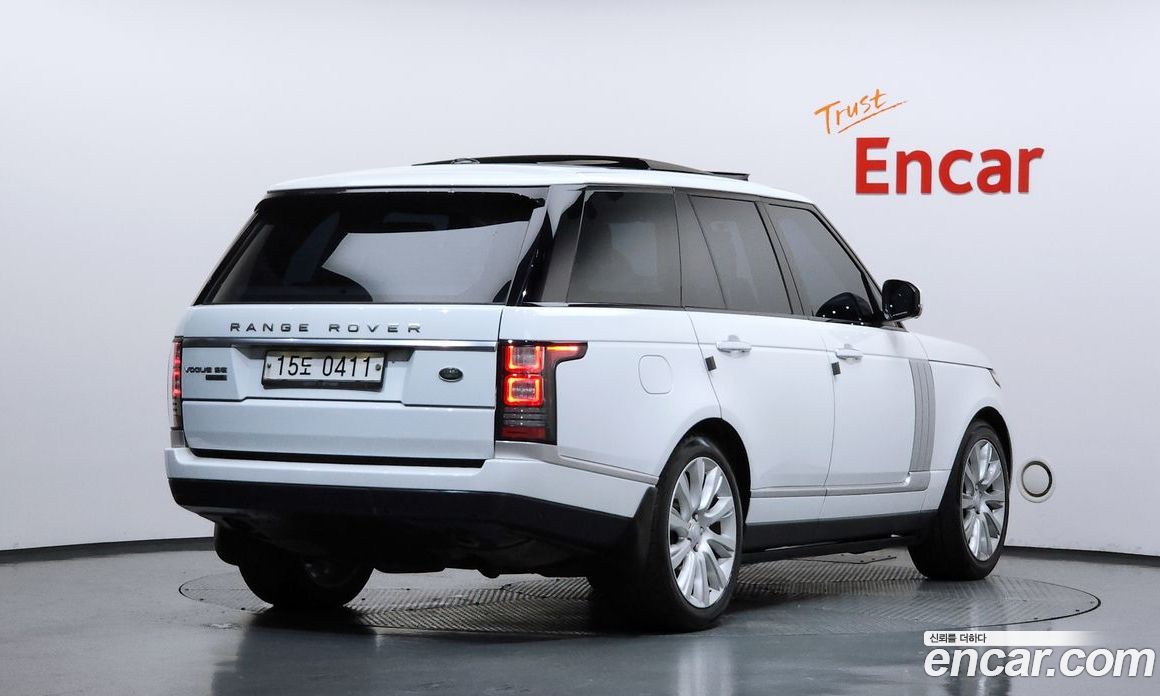 Land Rover Range Rover 4th Gen фото 2