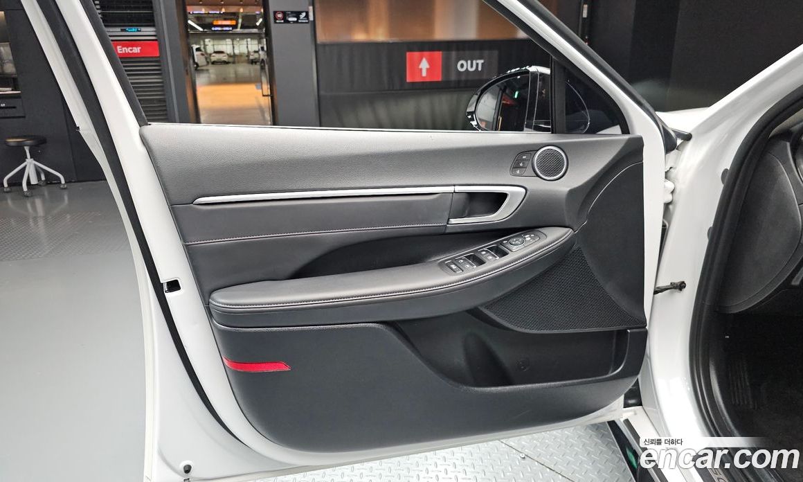 Hyundai Sonata (DN8) фото 24