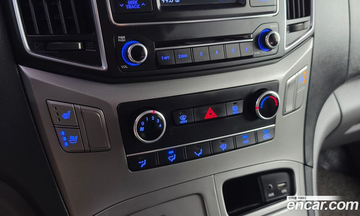 Hyundai Grand Starex фото 15