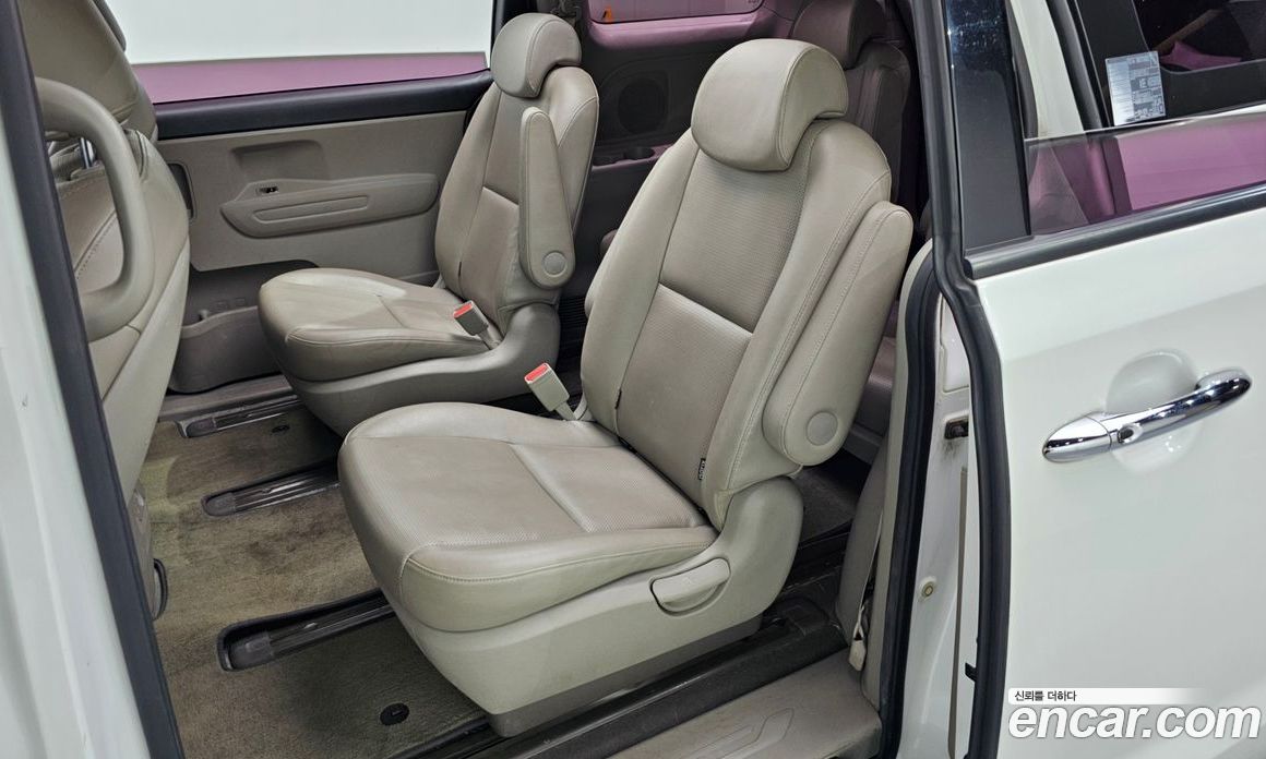 Kia Carnival 3rd Gen Restyling фото 12