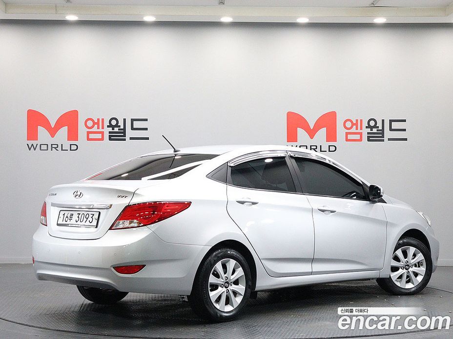 Hyundai Accent (New Type) фото 3
