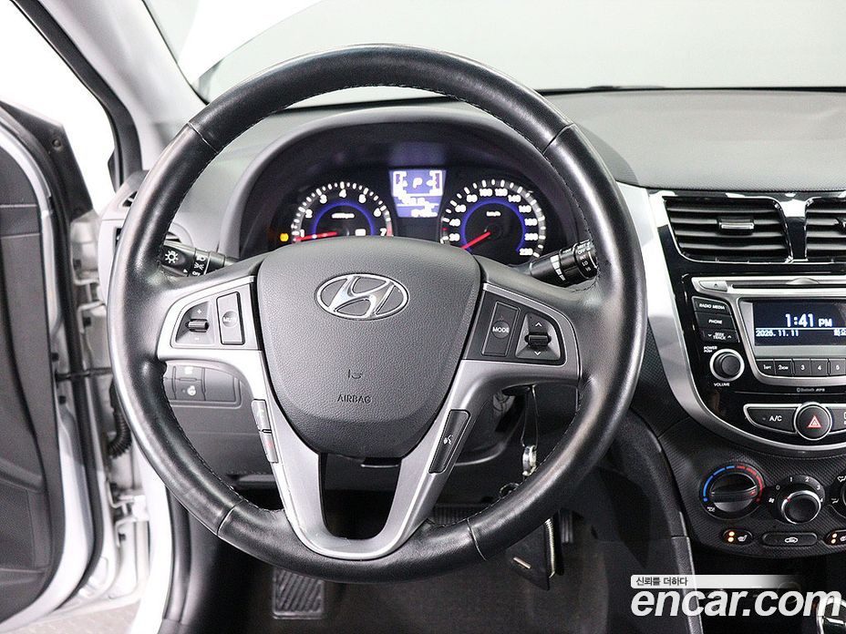 Hyundai Accent (New Type) фото 16