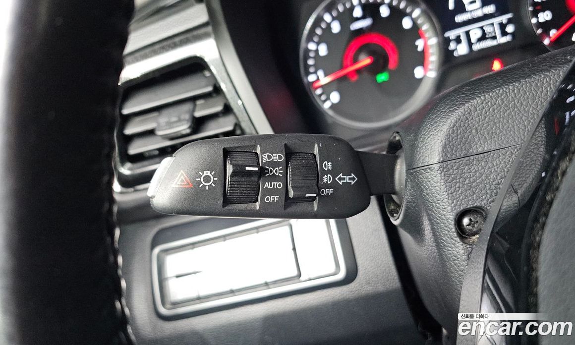 SsangYong (KG Mobility) Tivoli Beli фото 16