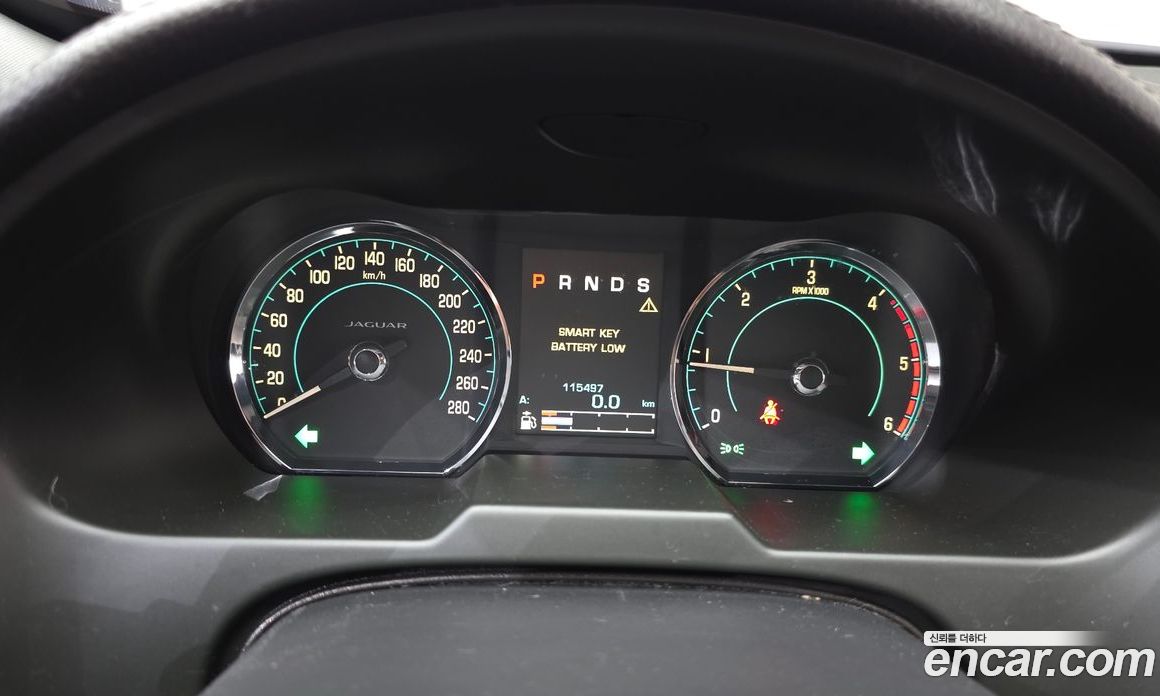 Jaguar XF New фото 8