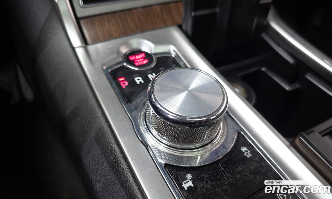 Jaguar XF New фото 9