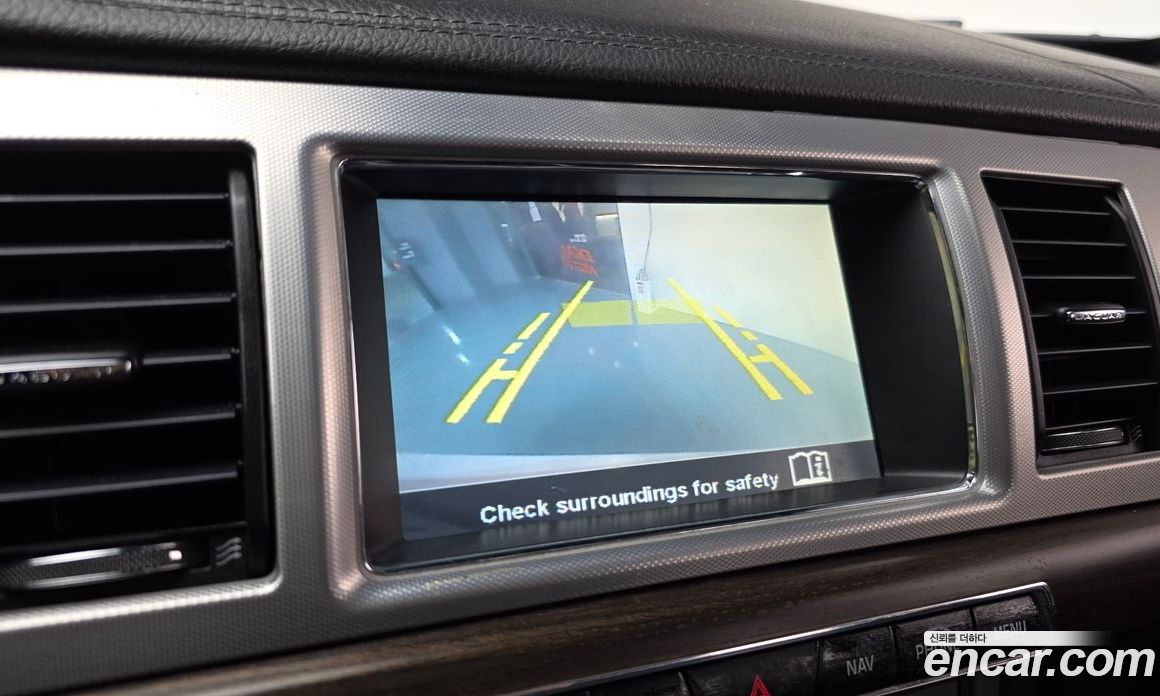 Jaguar XF New фото 15