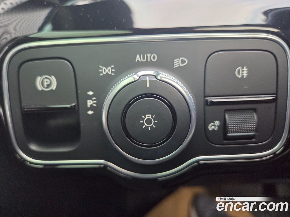 Mercedes-Benz A-Class W177 фото 11