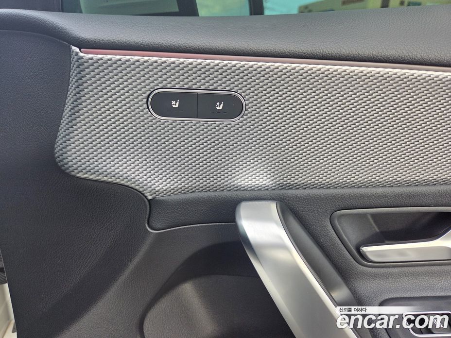 Mercedes-Benz A-Class W177 фото 15