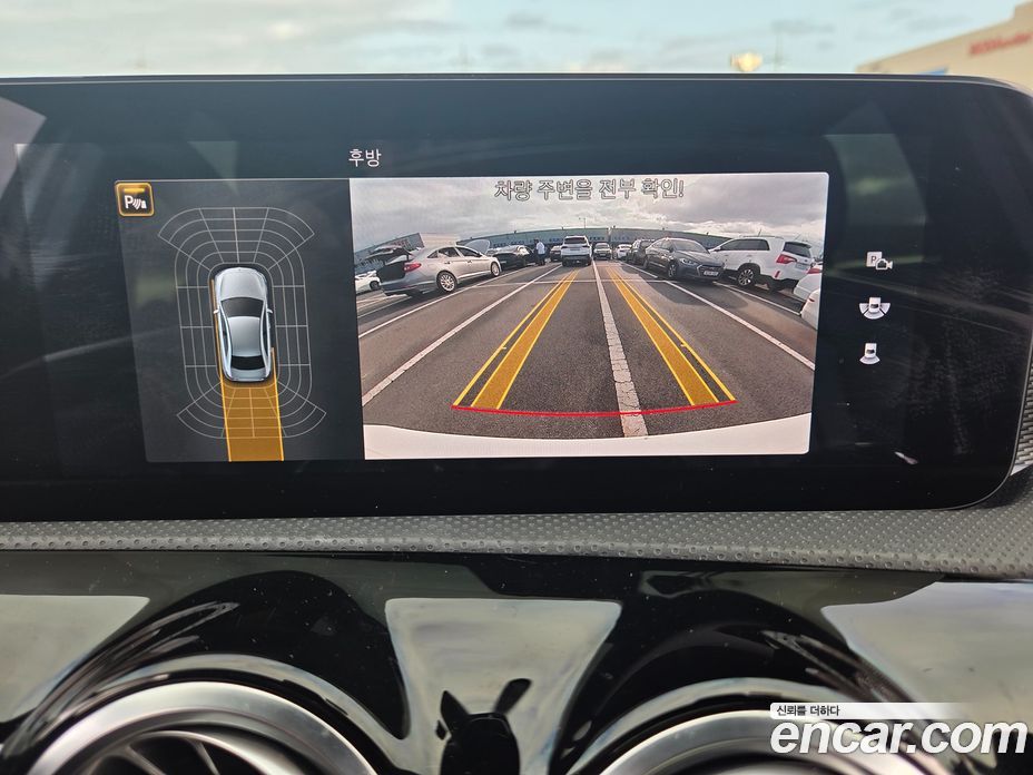 Mercedes-Benz A-Class W177 фото 17