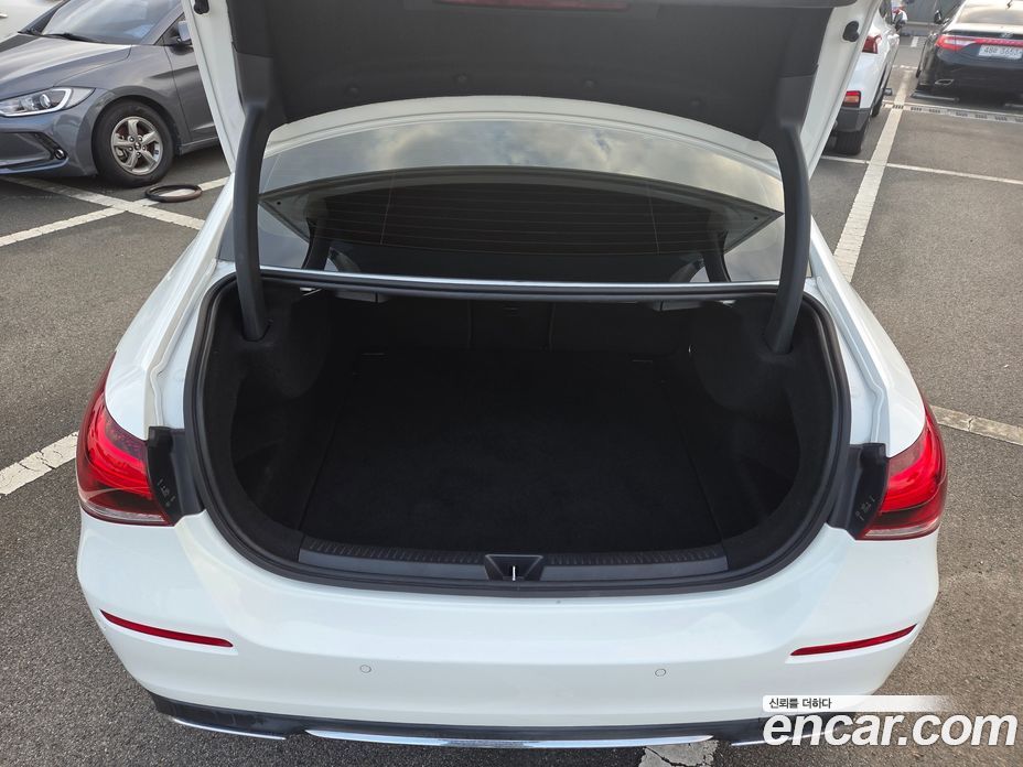 Mercedes-Benz A-Class W177 фото 18