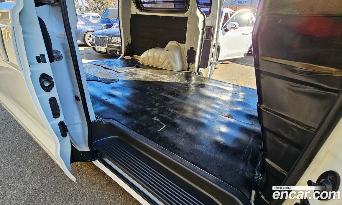 Hyundai Grand Starex фото 18