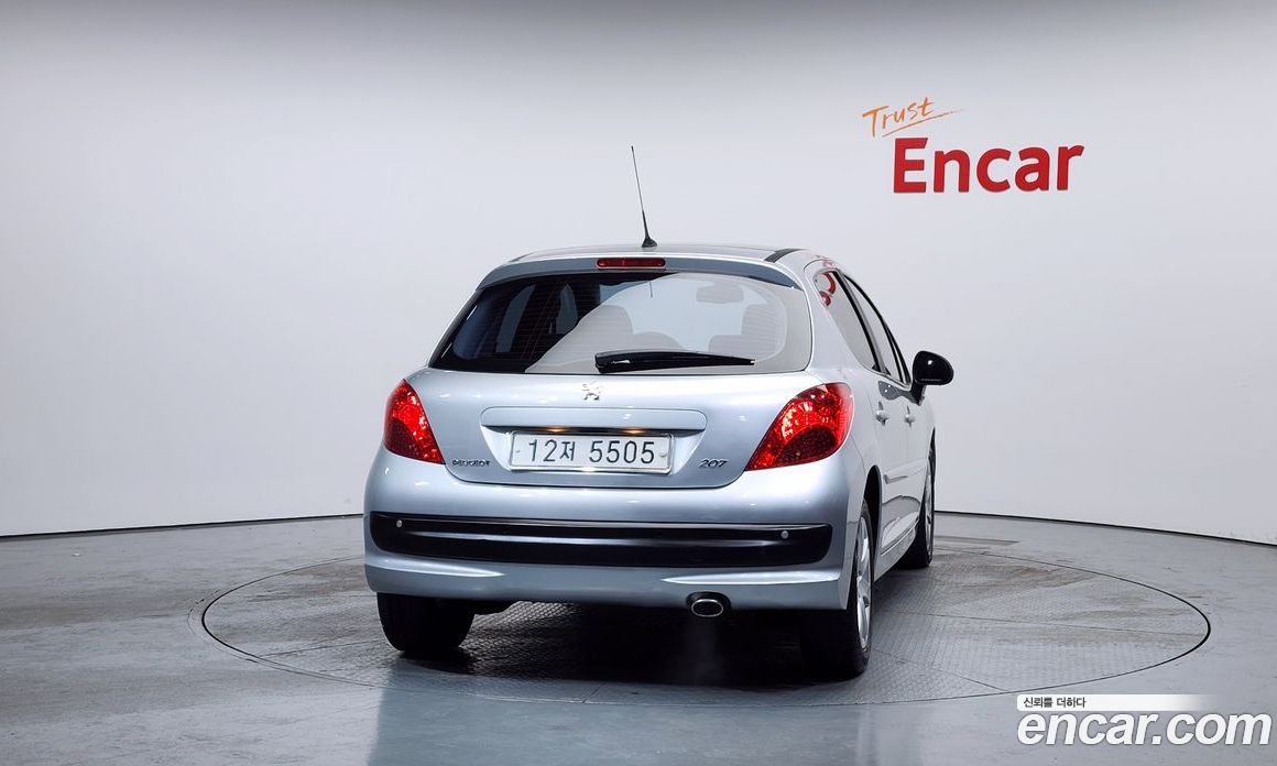 Peugeot 207GT фото 4