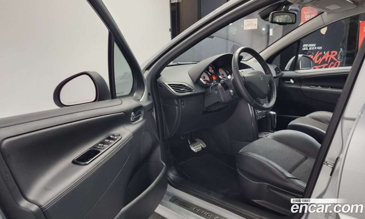 Peugeot 207GT фото 10