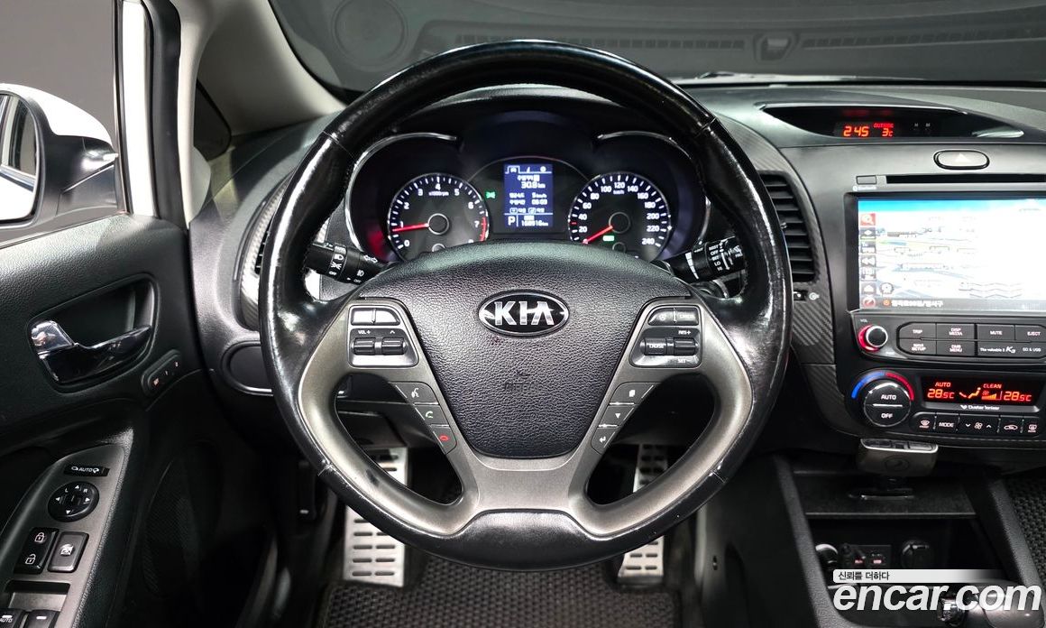 Kia K3 1st Gen фото 13
