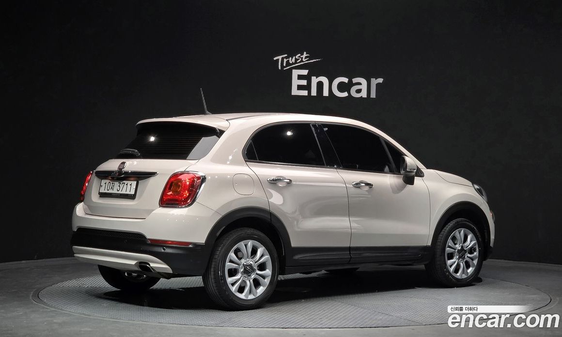 Fiat 500X фото 2