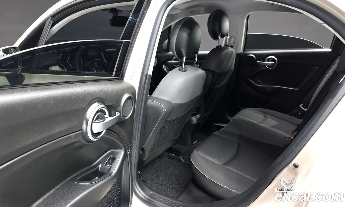 Fiat 500X фото 12