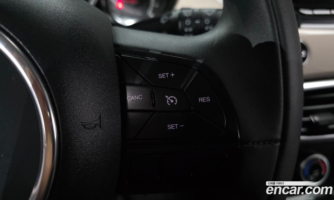 Fiat 500X фото 19