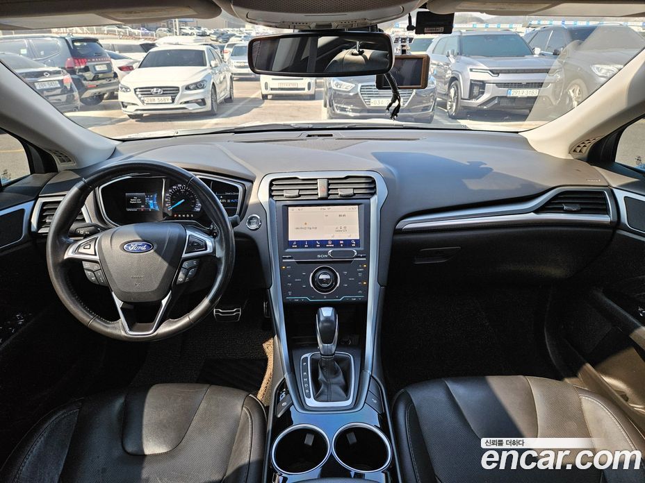 Ford Fusion фото 7