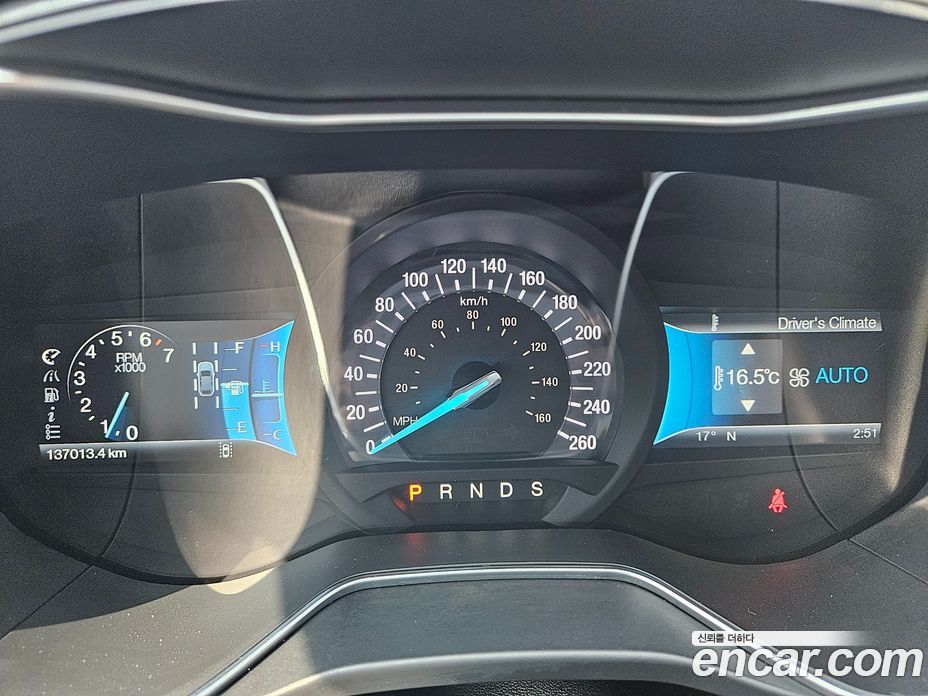 Ford Fusion фото 8