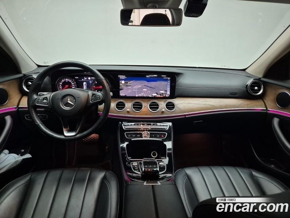 Mercedes-Benz E-Class W213 фото 7
