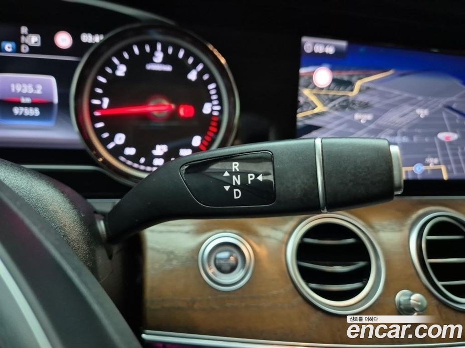 Mercedes-Benz E-Class W213 фото 9