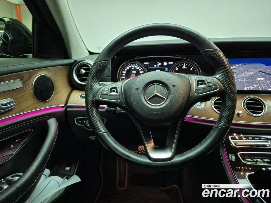 Mercedes-Benz E-Class W213 фото 10