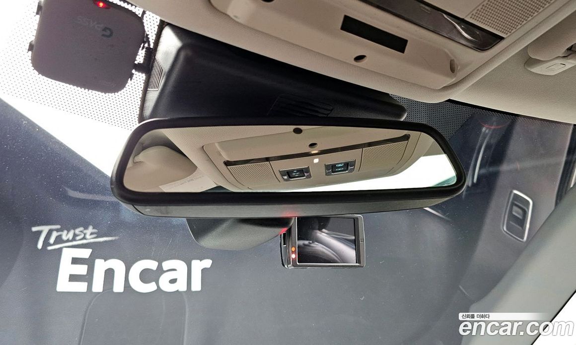 Jaguar F-PACE фото 16