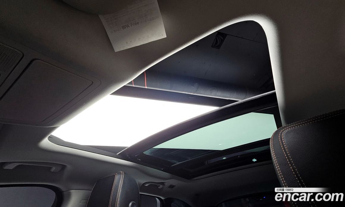 Jaguar F-PACE фото 19