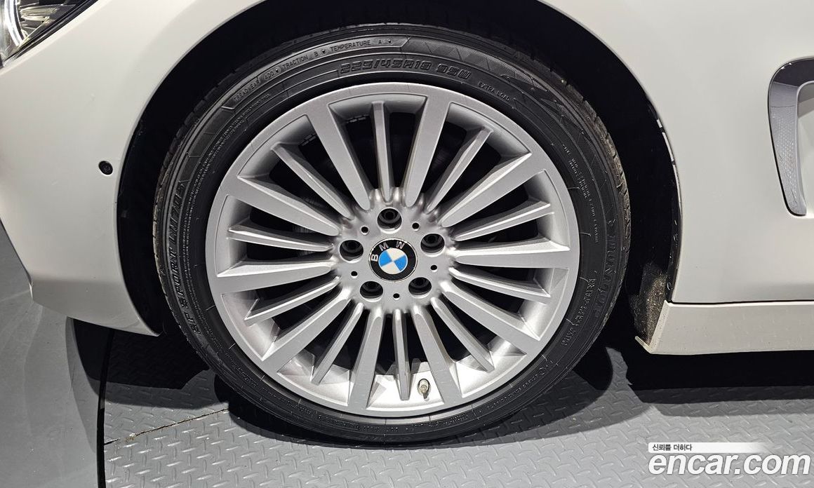 BMW 4-Series (F32) фото 5
