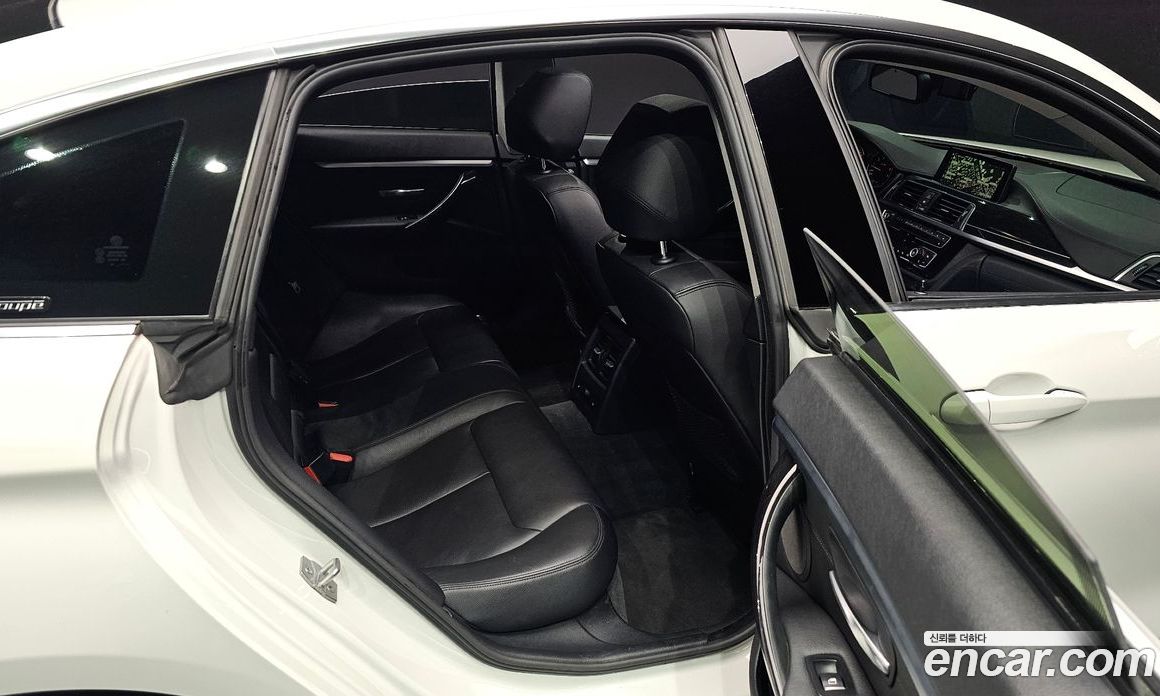 BMW 4-Series (F32) фото 11