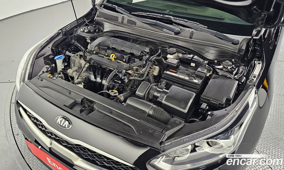 Kia K3 2nd Gen фото 6