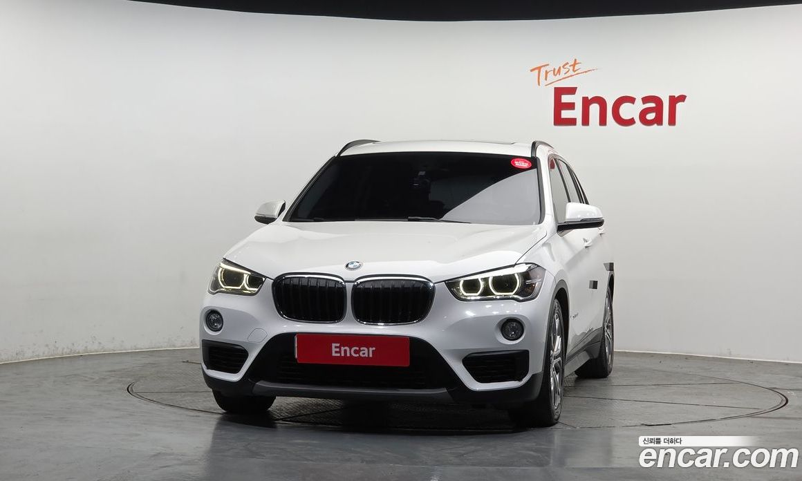 BMW X1 (F48) фото 3