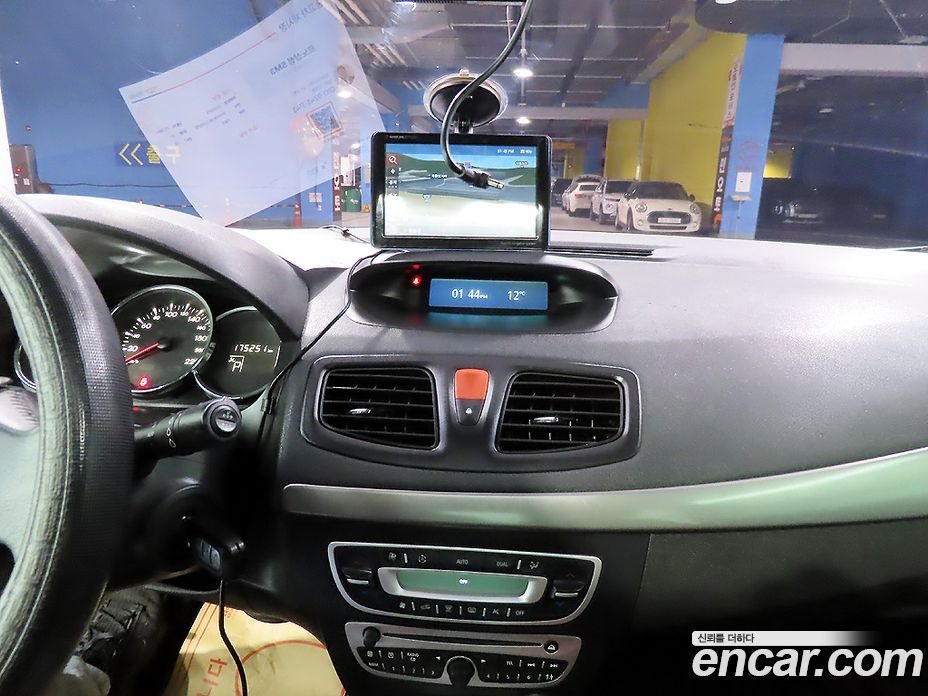 Renault Korea (Samsung) SM3 2nd Gen фото 16