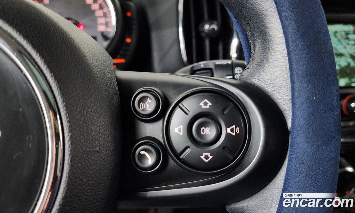 Mini Cooper Countryman D фото 16