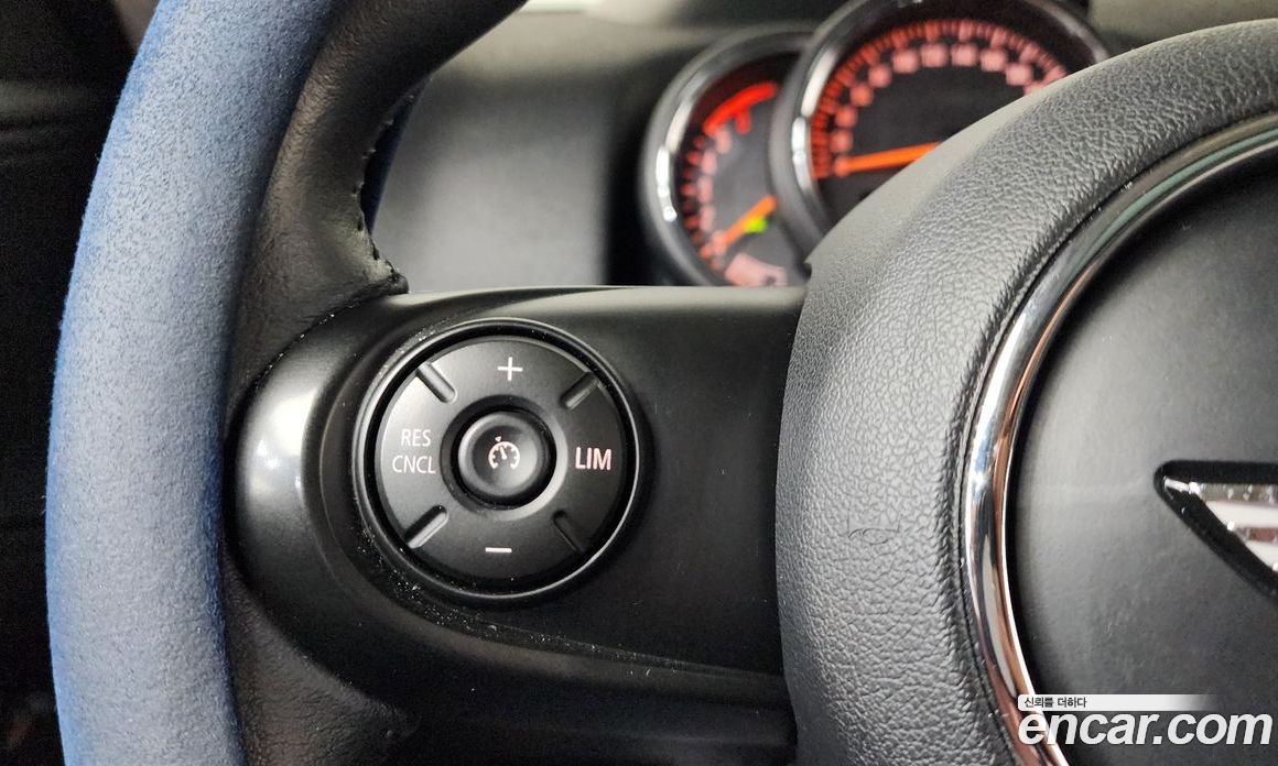 Mini Cooper Countryman D фото 17