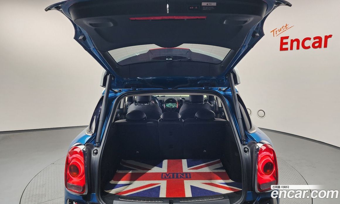 Mini Cooper Countryman D фото 20