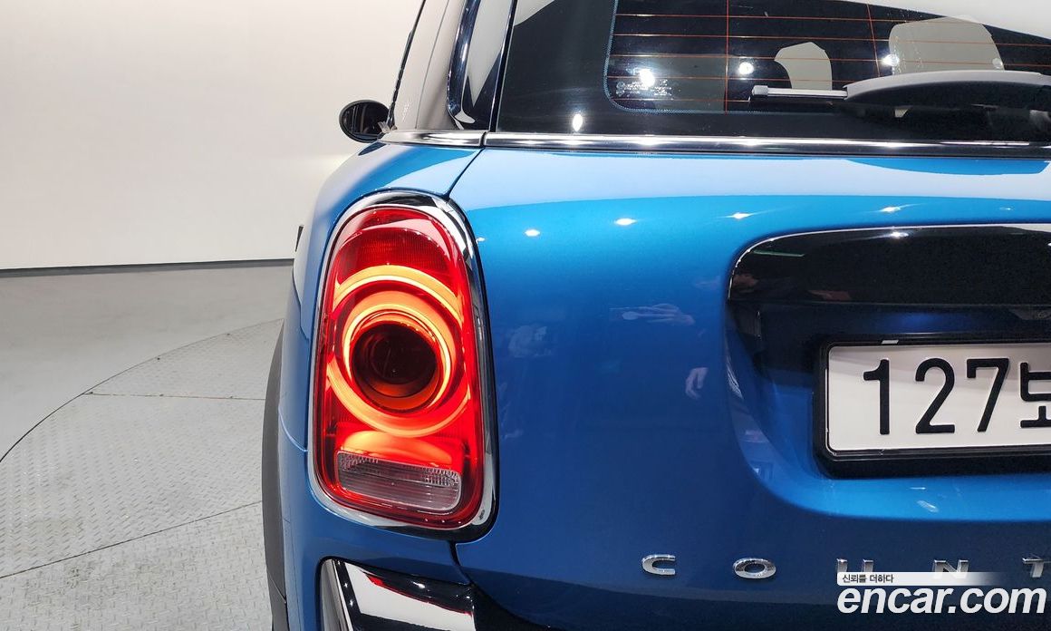 Mini Cooper Countryman D фото 23