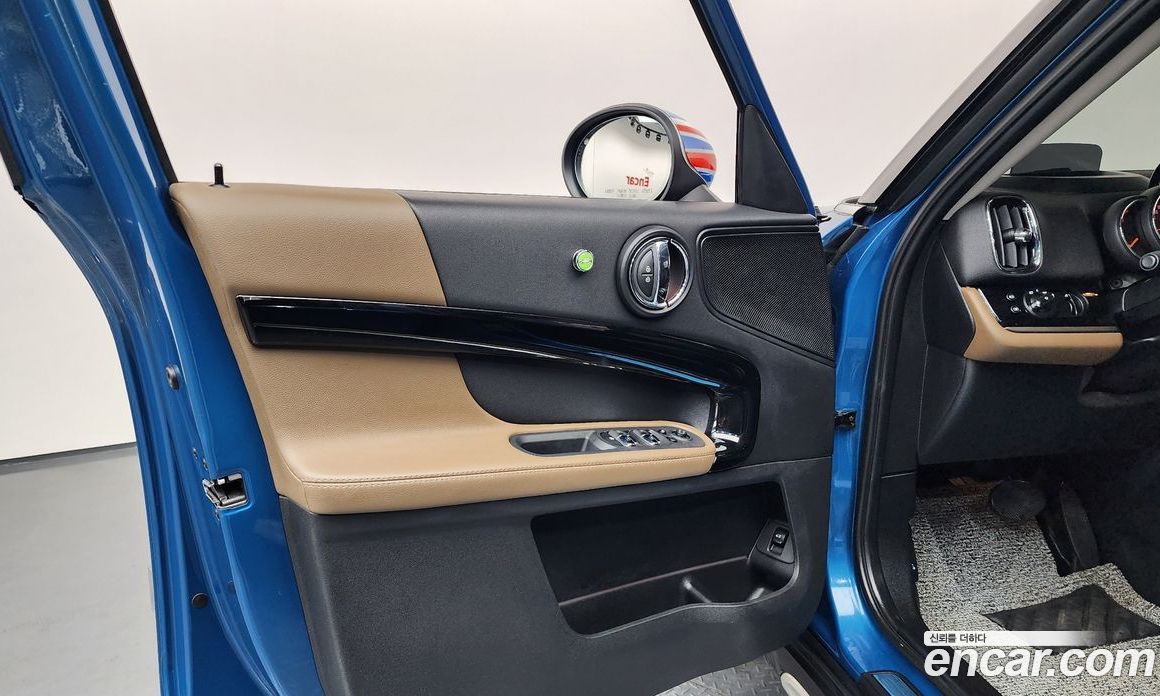 Mini Cooper Countryman D фото 24