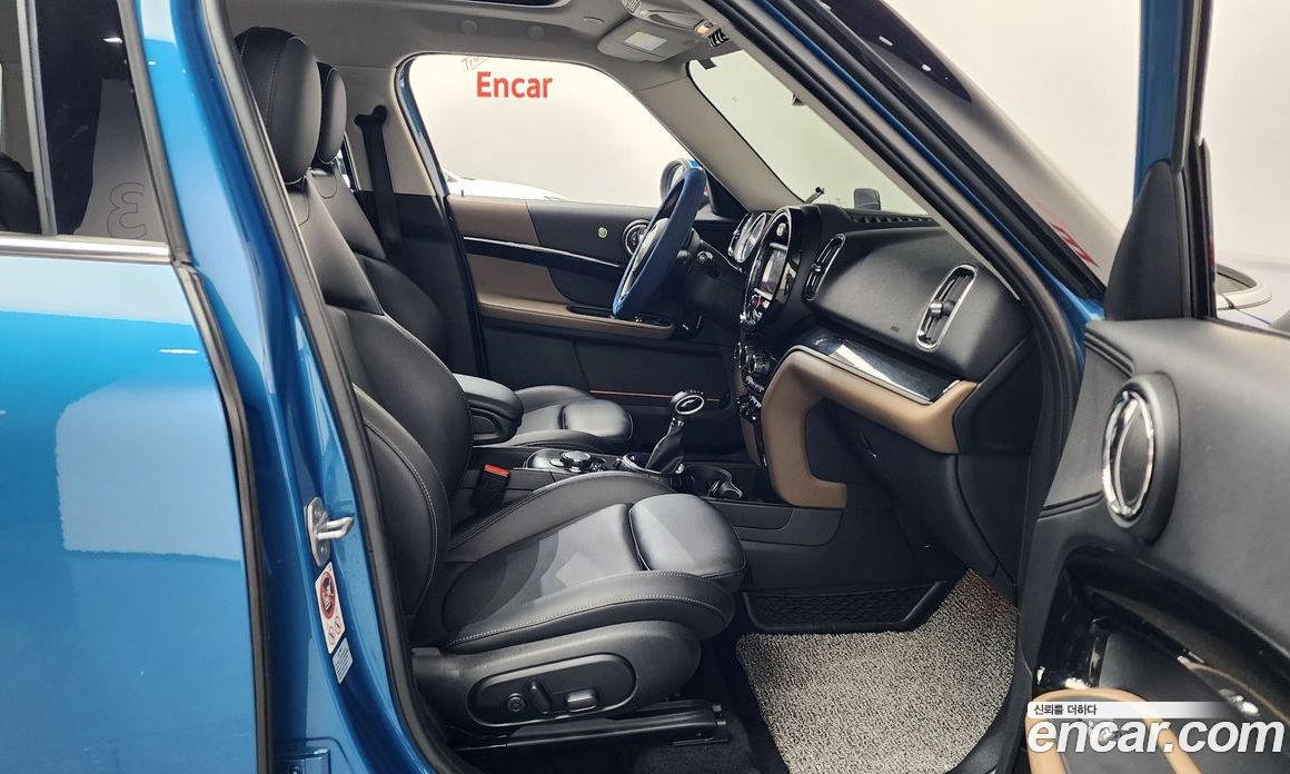 Mini Cooper Countryman D фото 26