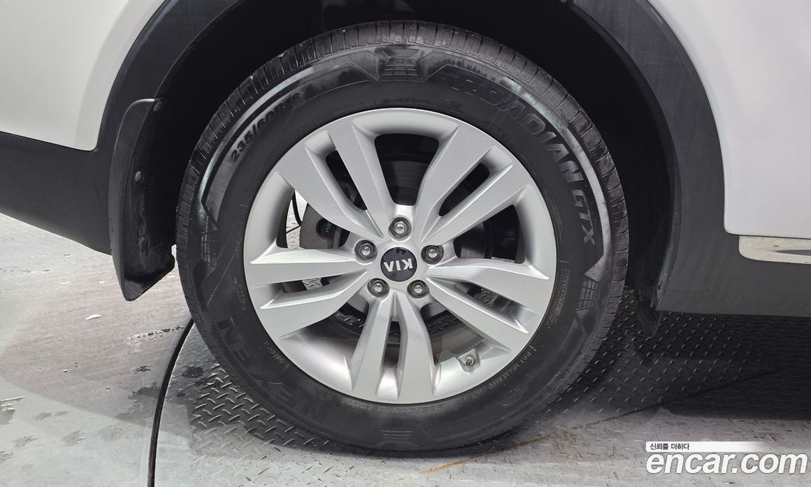 Kia Sorento 3rd Gen фото 5