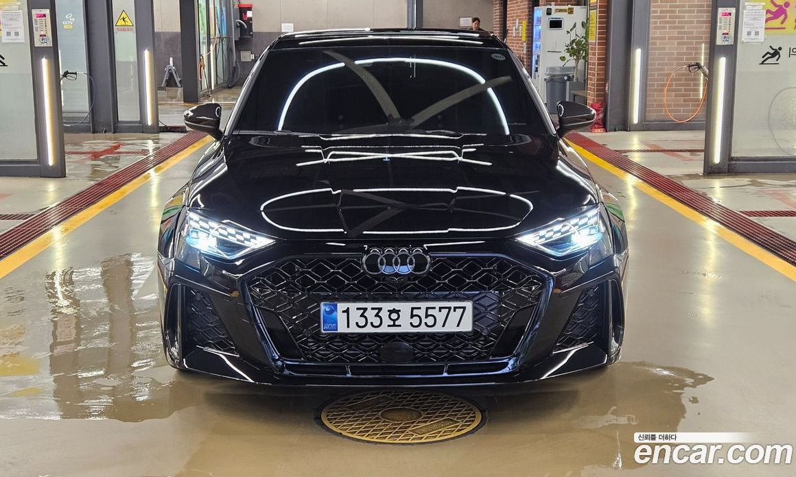 Audi RS3 (8Y)