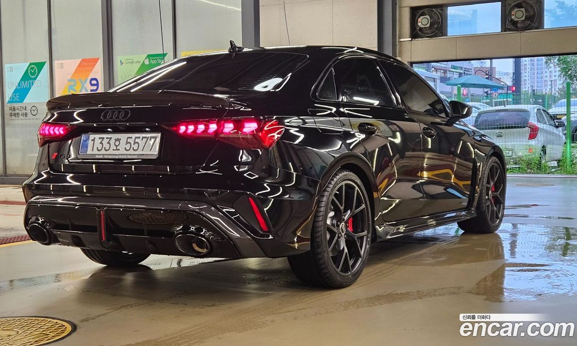 Audi RS3 (8Y) фото 3